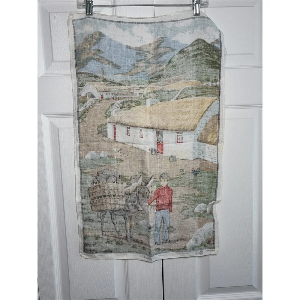 Fingal‎ Vintage Tea Towel Irish Linen 17x28 Multi Color Scene Made in Ireland
